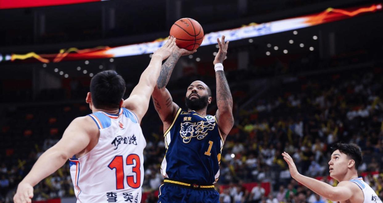 关于CBA季后赛倒计时；印第安纳步行者加时末段外线爆发；细节引发关注；气氛紧张；控场能力受关注的信息