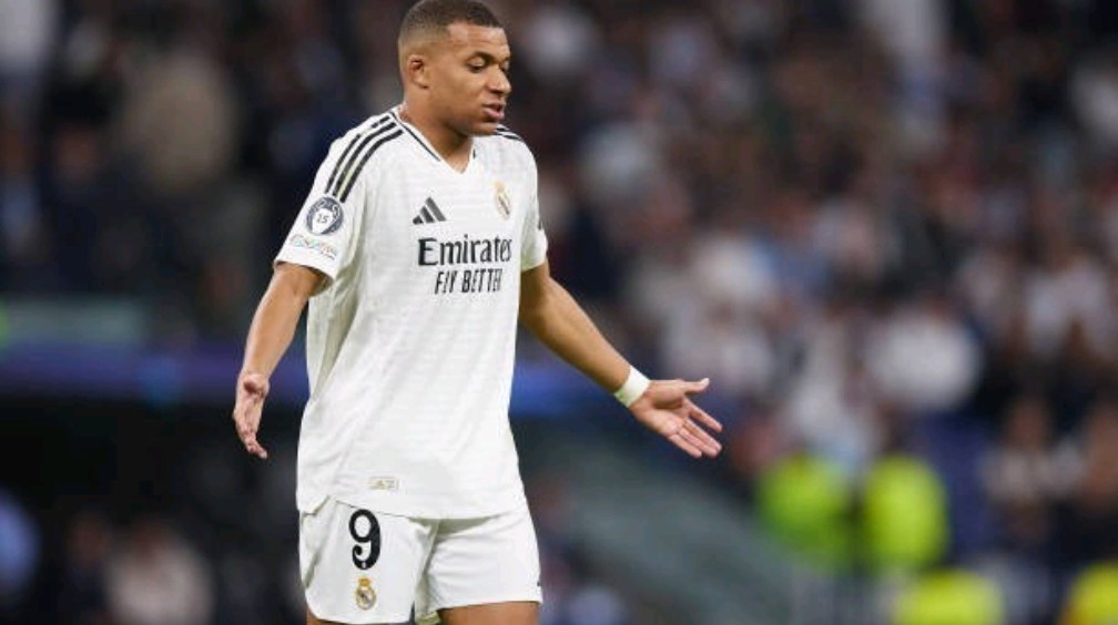 关键时刻皇家马德里内部沟通:全明星赛节点到来;质疑声仍在;年轻球员得到机会的简单介绍 关键时刻皇家马德里内部沟通:全明星赛节点到来;质疑声仍在;年轻球员得到机会的简单介绍