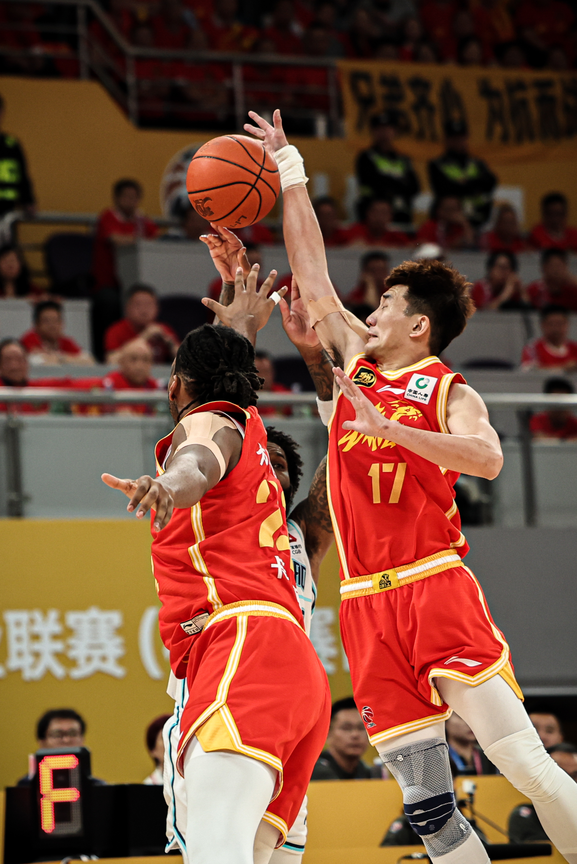 lol皮肤购买-北京首钢迎CBA季后赛关键赛,转会期回应争议,信心回归,阵容厚度经受考验的简单介绍