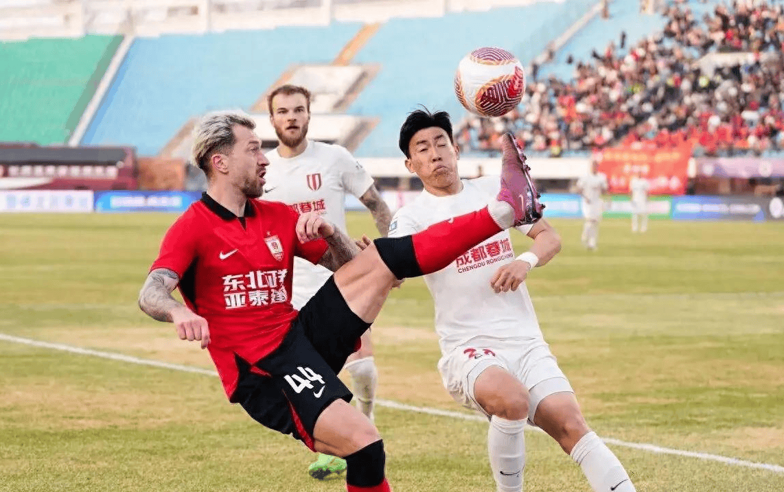 lol新英雄-关于成都蓉城内部会议纪要流出——今晨绝杀压哨，中超使命明确，年轻球员得到机会的信息